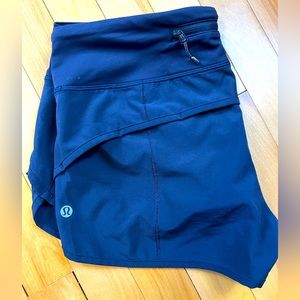 Lululemon 2.5” running shorts